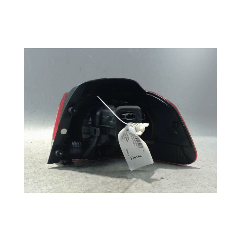 FEU ARRIERE GAUCHE  VOLKSWAGEN GOLF VI 2008-