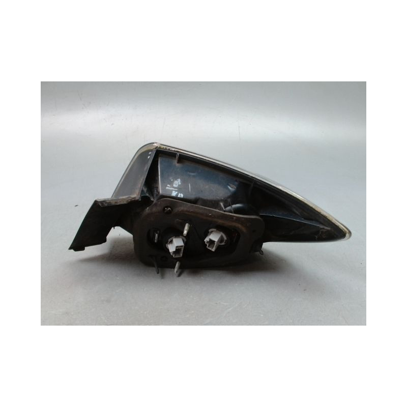 FEU ARRIERE GAUCHE  MAZDA MAZDA 3  4P