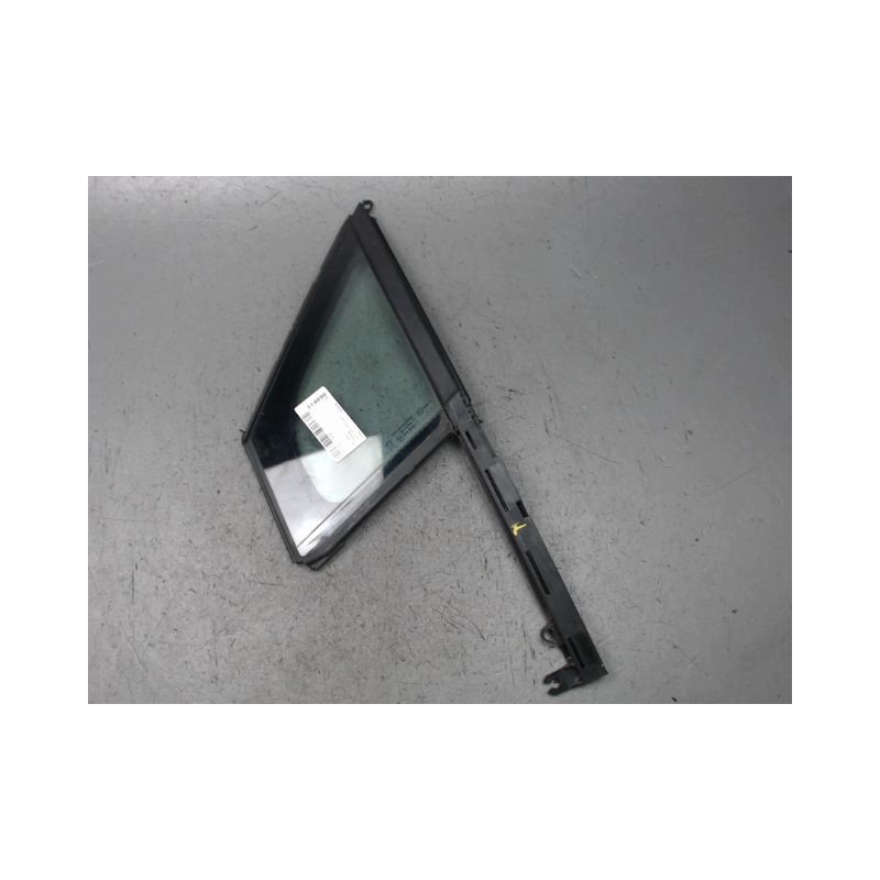 GLACE FIXE PORTE AVG PEUGEOT 3008