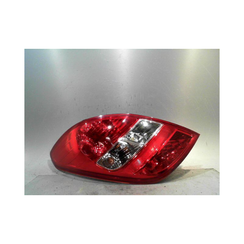 FEU ARRIERE GAUCHE  HYUNDAI I20