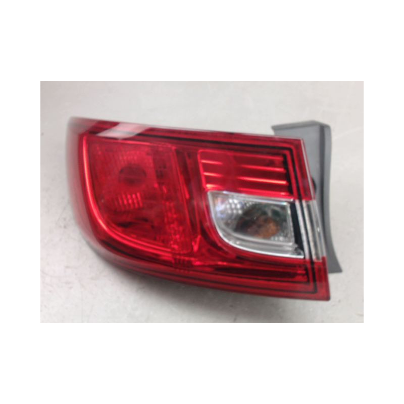 FEU ARRIERE GAUCHE  RENAULT CLIO