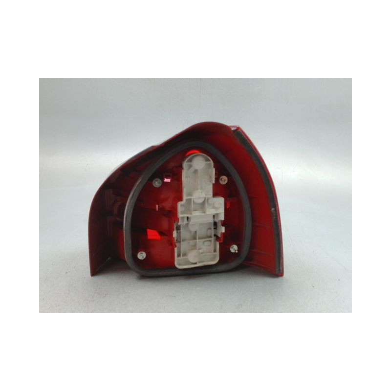 FEU ARRIERE GAUCHE  AUDI A3 I Phase 1 (8L) 1996-2000