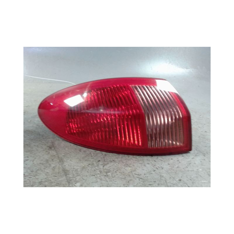 FEU ARRIERE GAUCHE  ALFA ROMEO 147 2004-