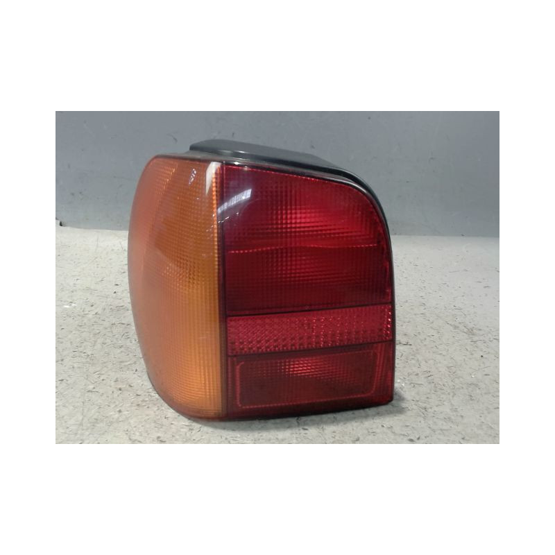 FEU ARRIERE GAUCHE  VOLKSWAGEN POLO 94-99