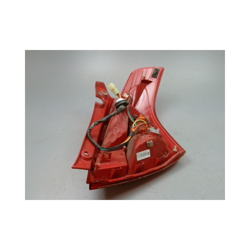 FEU ARRIERE GAUCHE  SUZUKI SWIFT III 2005-2011