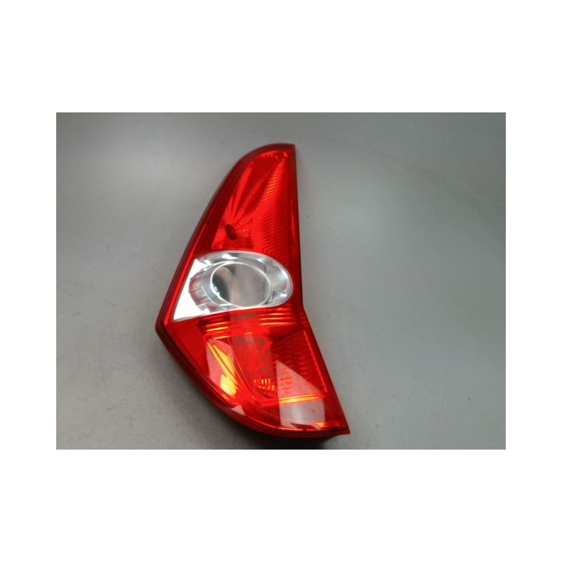 FEU ARRIERE GAUCHE  SUZUKI SPLASH 2008-2012