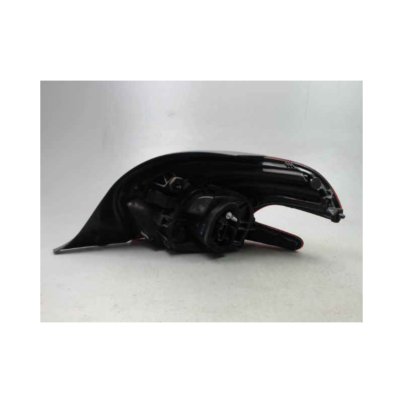 FEU ARRIERE GAUCHE  PEUGEOT 208 Phase 1 2012-...