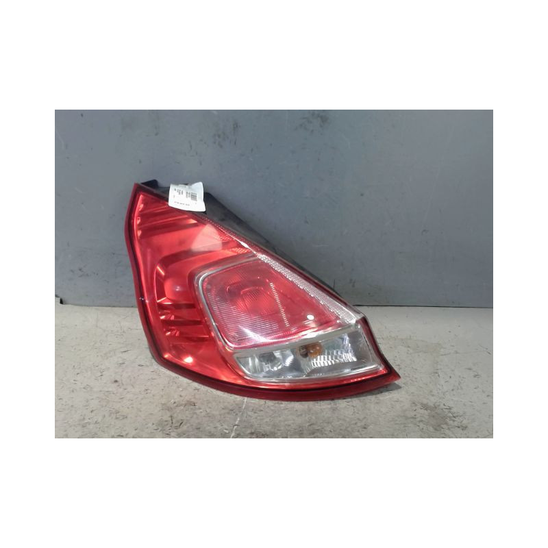 FEU ARRIERE GAUCHE  FORD FIESTA 2010-