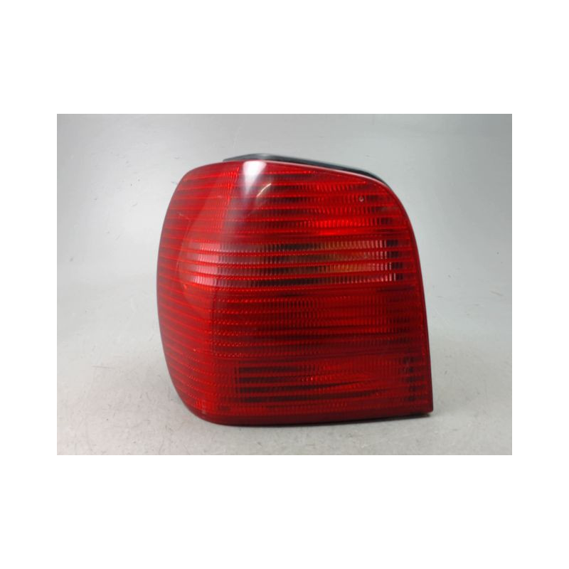 FEU ARRIERE GAUCHE  VOLKSWAGEN POLO III Phase 2 (6N) 1999-2001