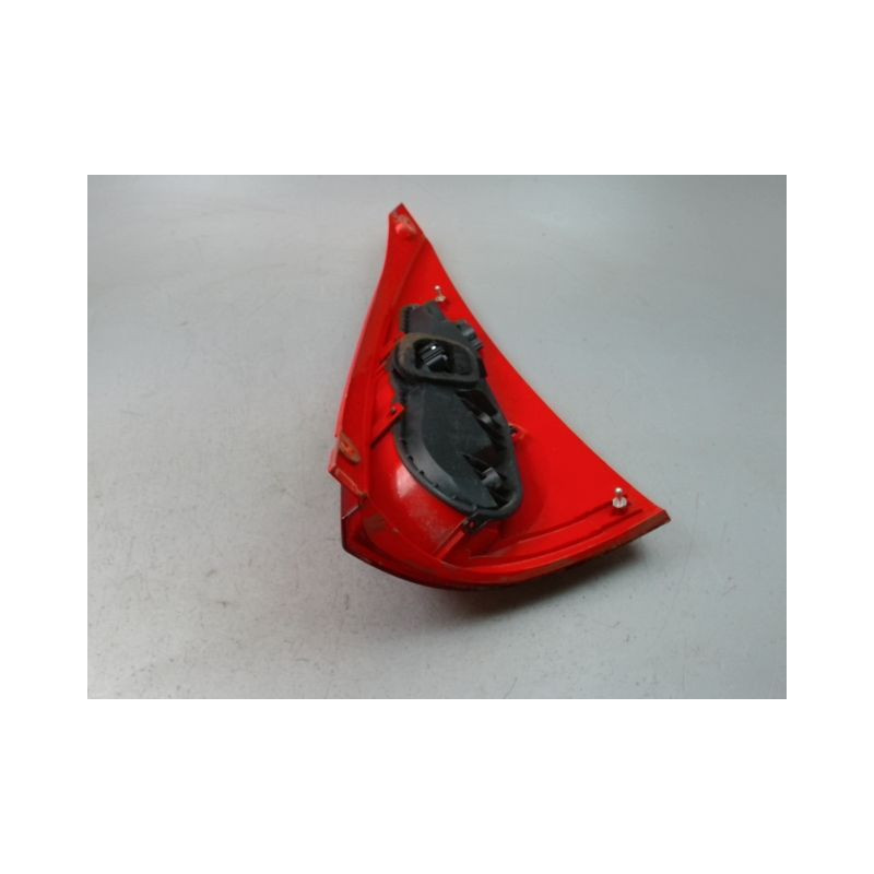 FEU ARRIERE GAUCHE  PEUGEOT 107 Phase 2 2009-2012