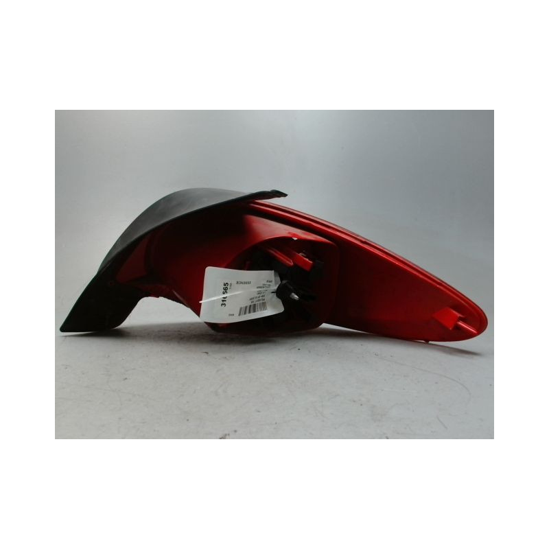 FEU ARRIERE GAUCHE  PEUGEOT 206+ 2009-