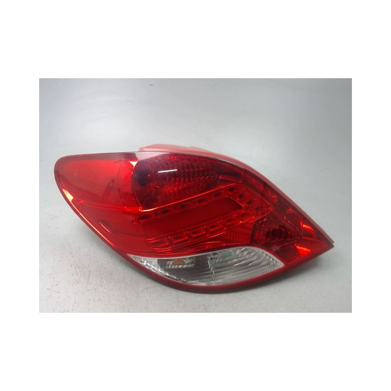 FEU ARRIERE GAUCHE  PEUGEOT 207 2006-2013