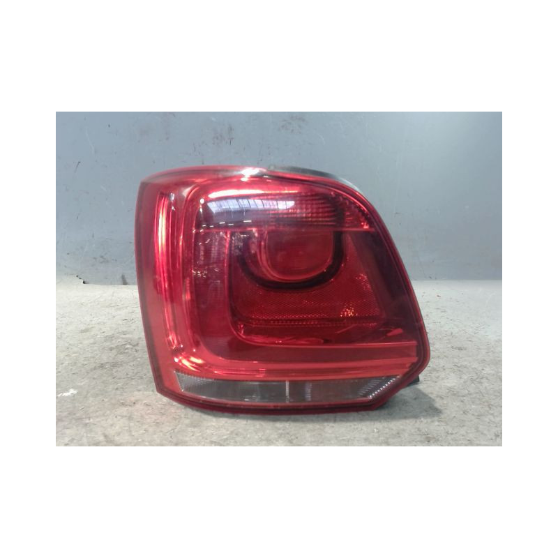 FEU ARRIERE GAUCHE  VOLKSWAGEN POLO 2009-