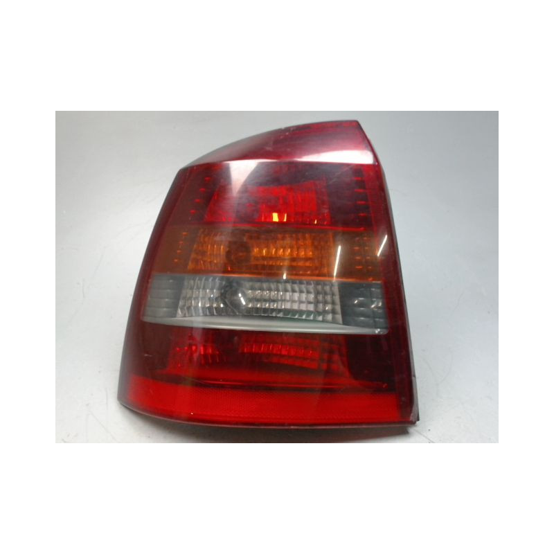 FEU ARRIERE GAUCHE  OPEL ASTRA 98-2004