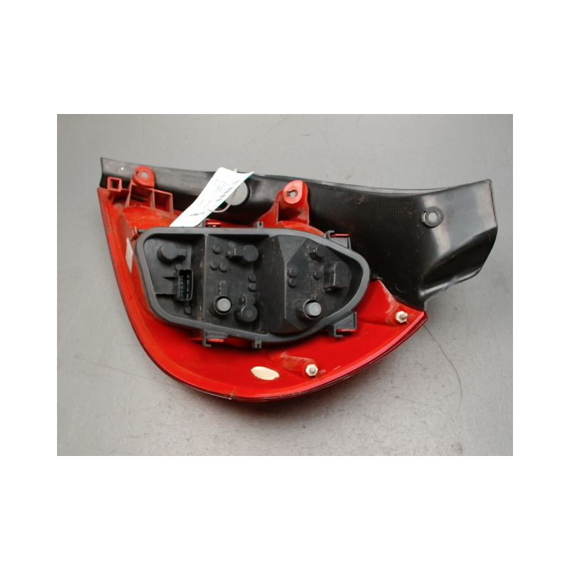 FEU ARRIERE GAUCHE  RENAULT CLIO III 2005-