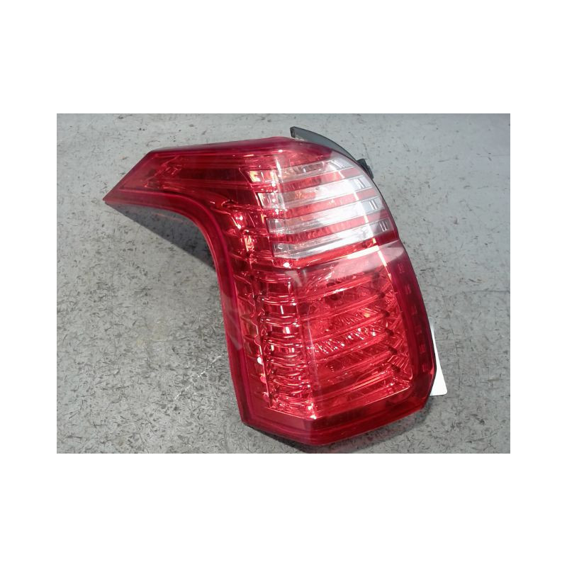 FEU ARRIERE GAUCHE  PEUGEOT 5008 2009-