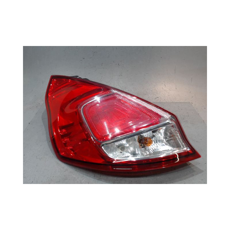 FEU ARRIERE GAUCHE  FORD FIESTA