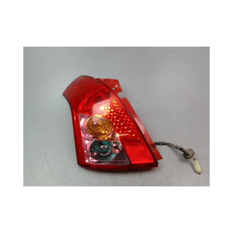 FEU ARRIERE GAUCHE  SUZUKI SWIFT III 2005-2011