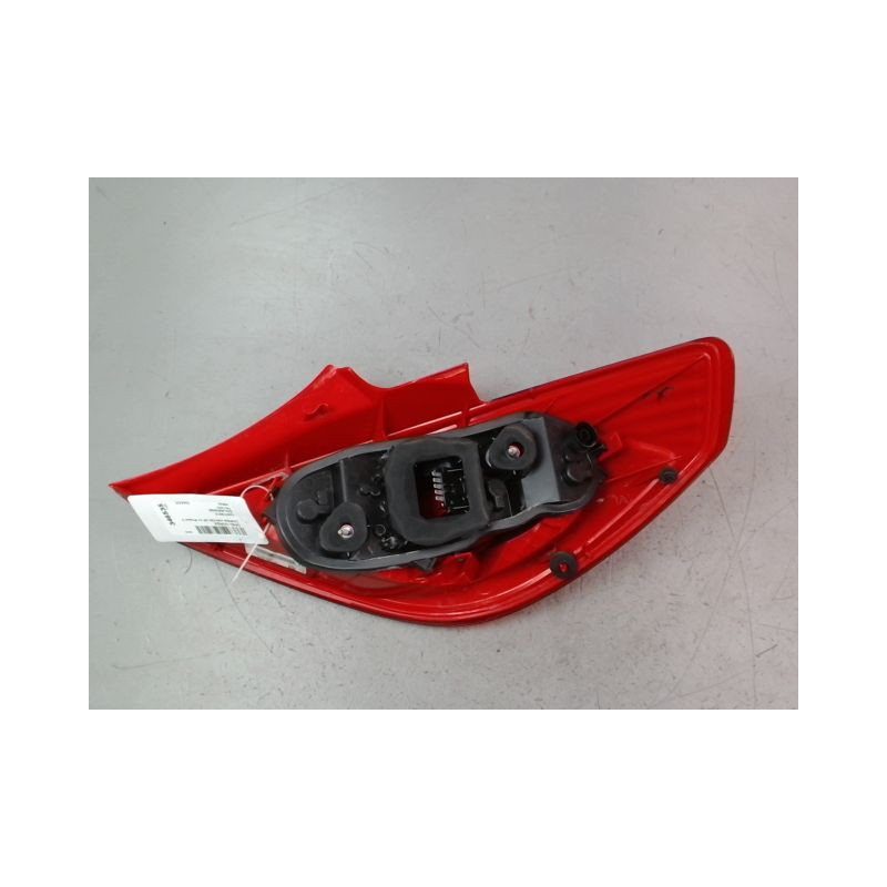 FEU ARRIERE GAUCHE  OPEL CORSA IV Phase 2 (D) 2011-2015