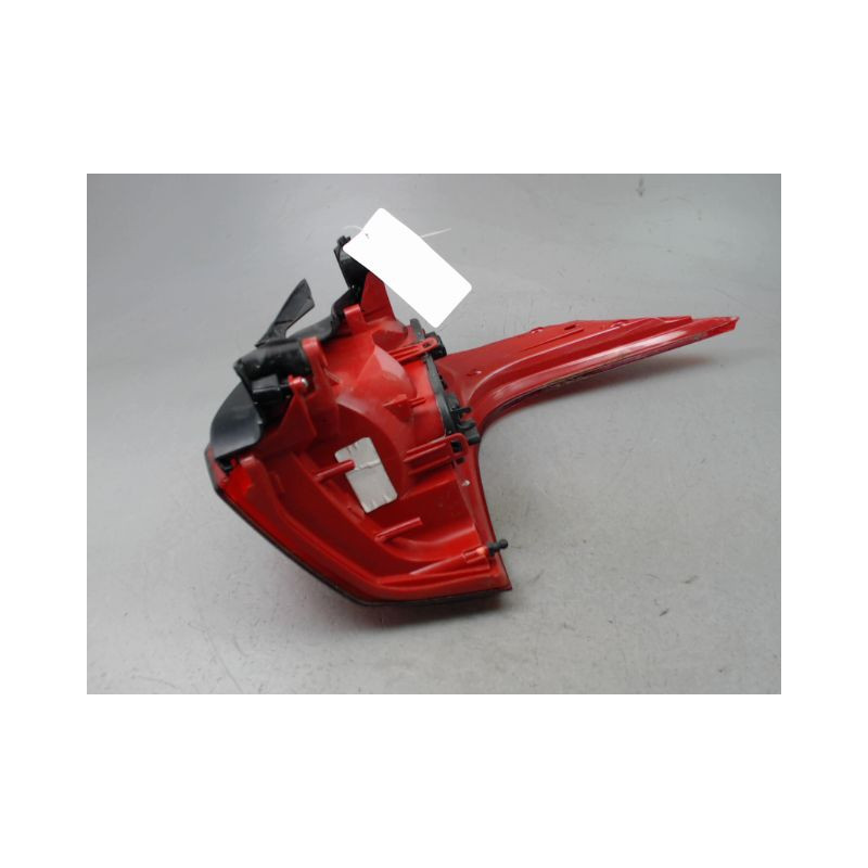 FEU ARRIERE GAUCHE  PEUGEOT 5008 2009-