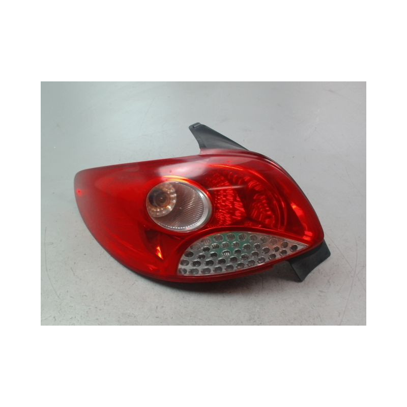 FEU ARRIERE GAUCHE  PEUGEOT 206+