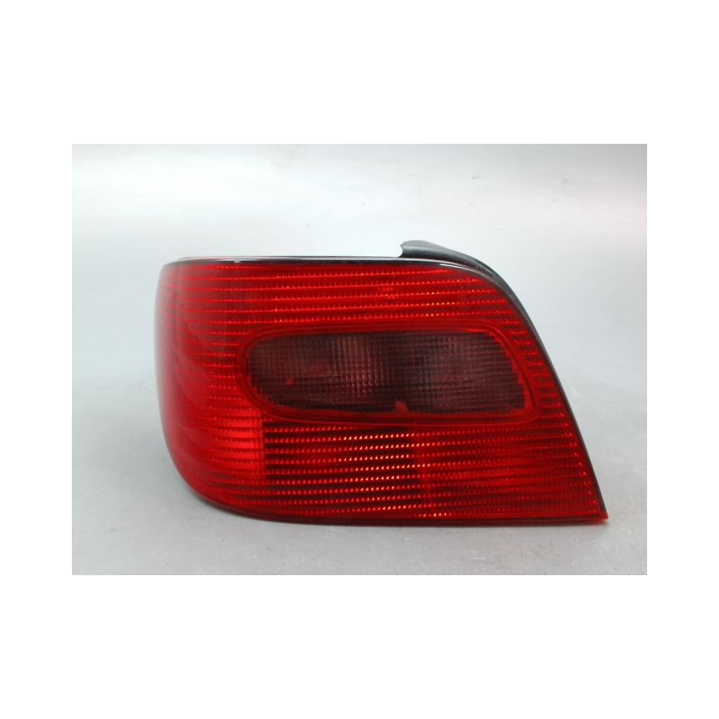 FEU ARRIERE GAUCHE  CITROEN XSARA Phase 2 2000-2004