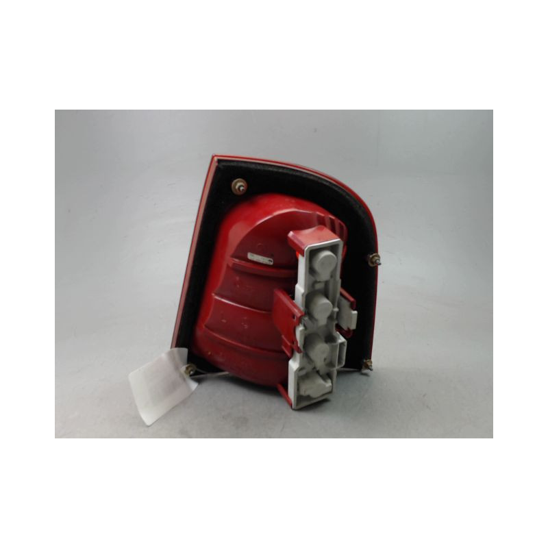 FEU ARRIERE GAUCHE  SKODA OCTAVIA I Phase 2 2000-2010