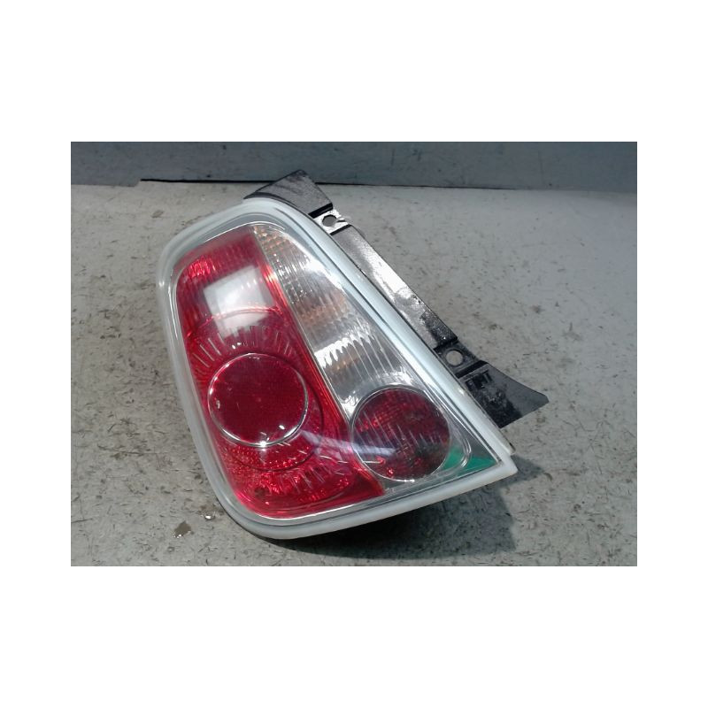 FEU ARRIERE GAUCHE  FIAT 500 2007-