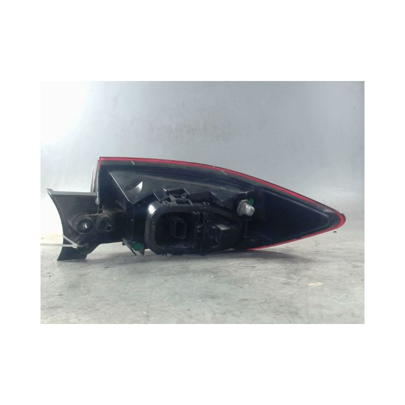 FEU ARRIERE GAUCHE  RENAULT CLIO IV