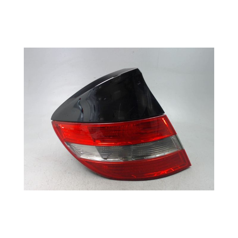 FEU ARRIERE GAUCHE  MERCEDES CLASSE C COUPE SPORT 2004-