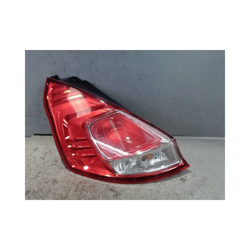 FEU ARRIERE GAUCHE  FORD FIESTA 2010-