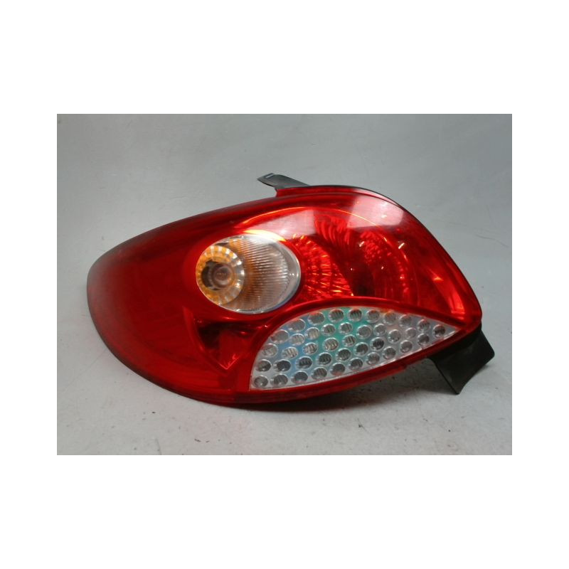 FEU ARRIERE GAUCHE  PEUGEOT 206+ 2009-