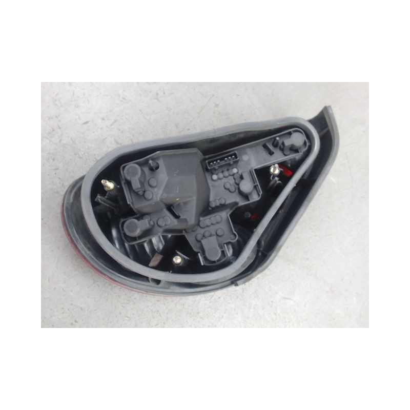 FEU ARRIERE GAUCHE  JAGUAR X-TYPE