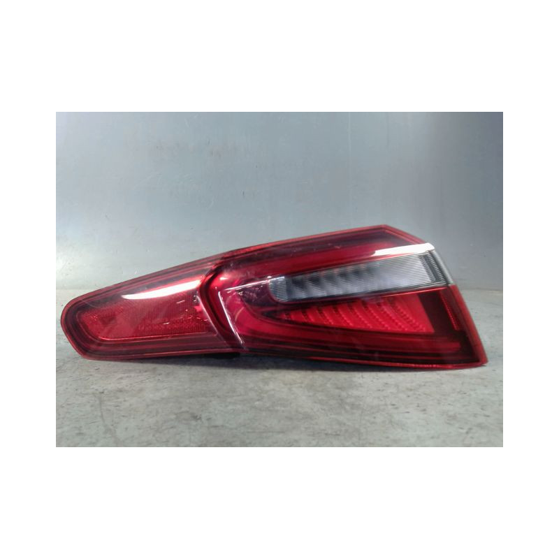 FEU ARRIERE GAUCHE  ALFA ROMEO STELVIO