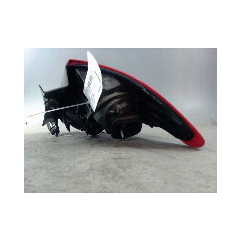 FEU ARRIERE GAUCHE  CITROEN C4 2010-