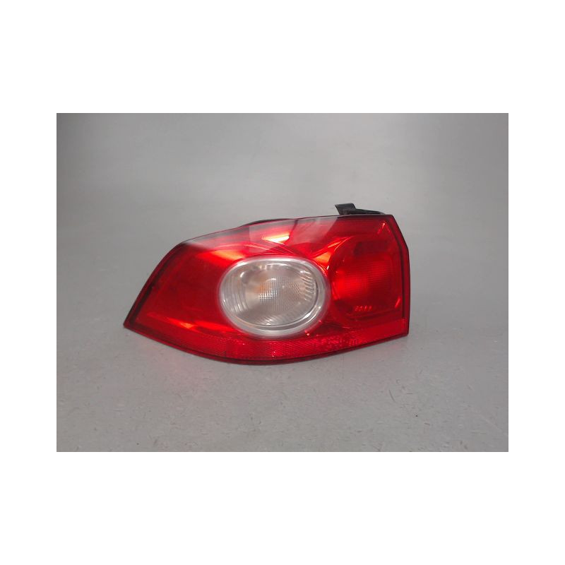 FEU ARRIERE GAUCHE  RENAULT LAGUNA