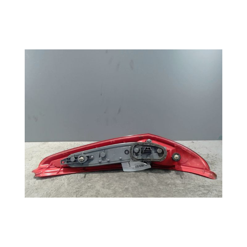 FEU ARRIERE GAUCHE  FIAT PUNTO 99-2003