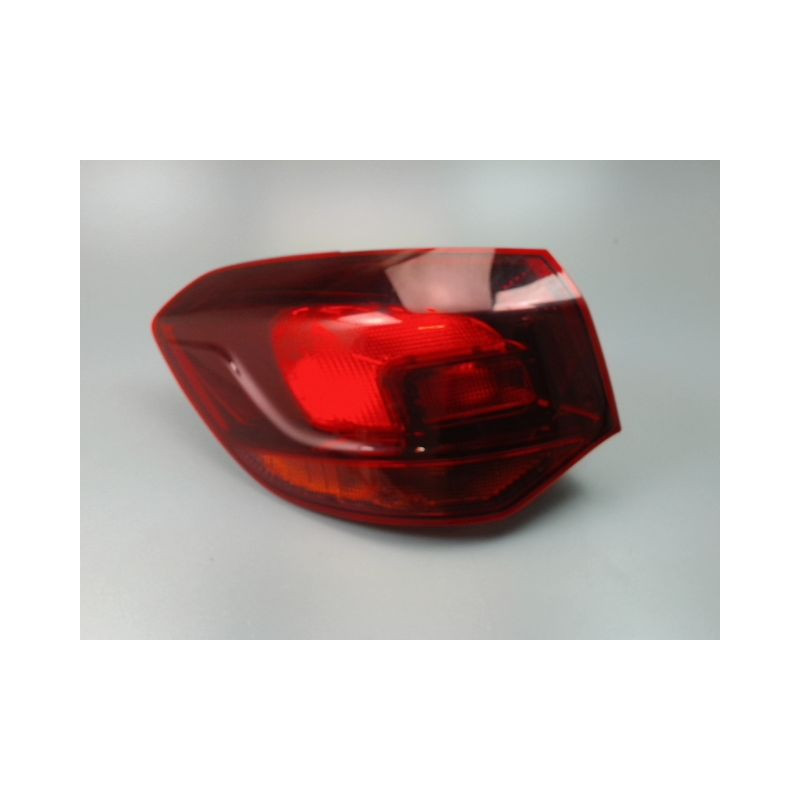 FEU ARRIERE GAUCHE  OPEL ASTRA BREAK 2004-