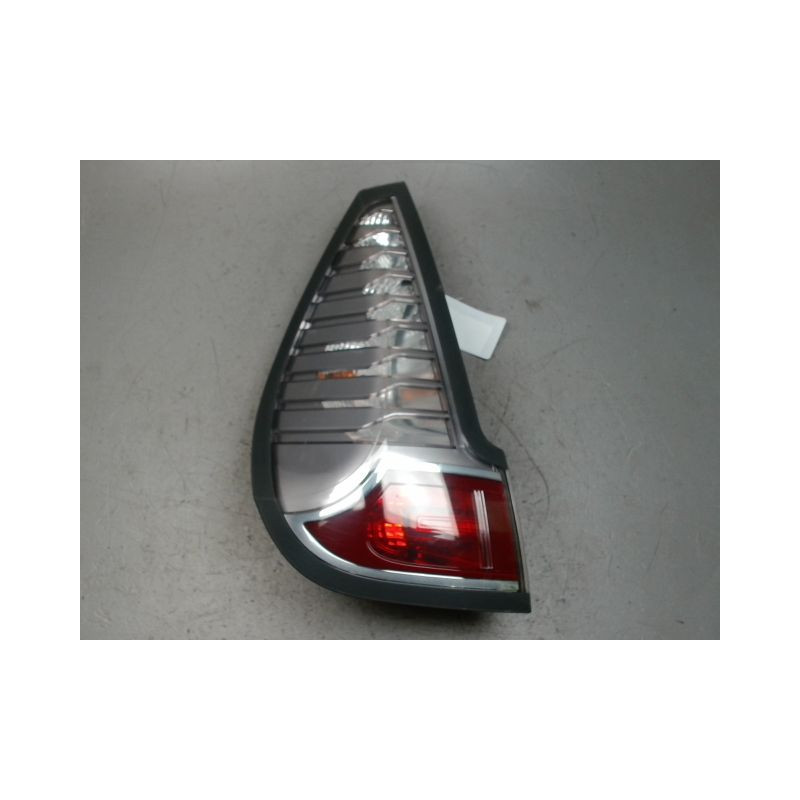 FEU ARRIERE GAUCHE  RENAULT MEGANE