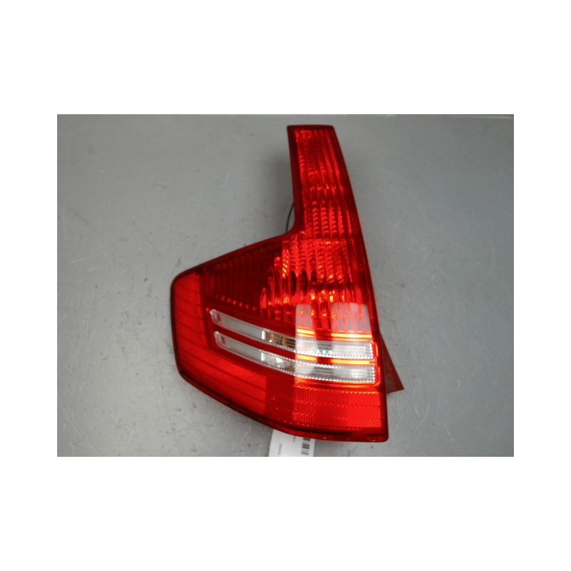 FEU ARRIERE GAUCHE  CITROEN C4 2008-