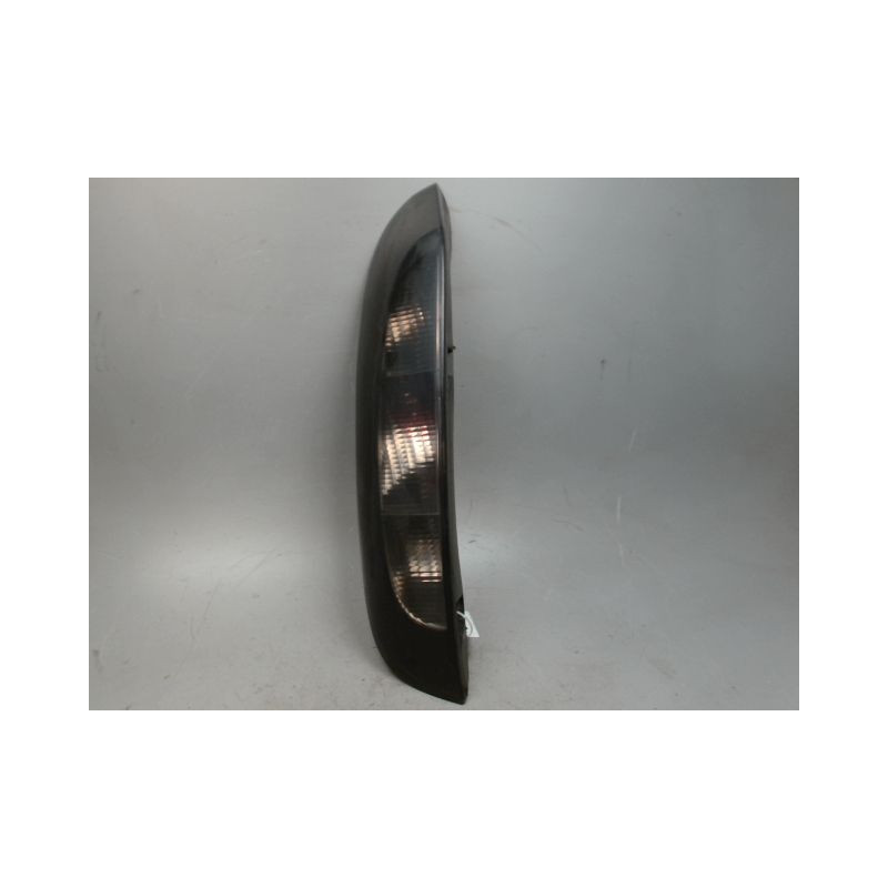 FEU ARRIERE GAUCHE  OPEL CORSA 03-06