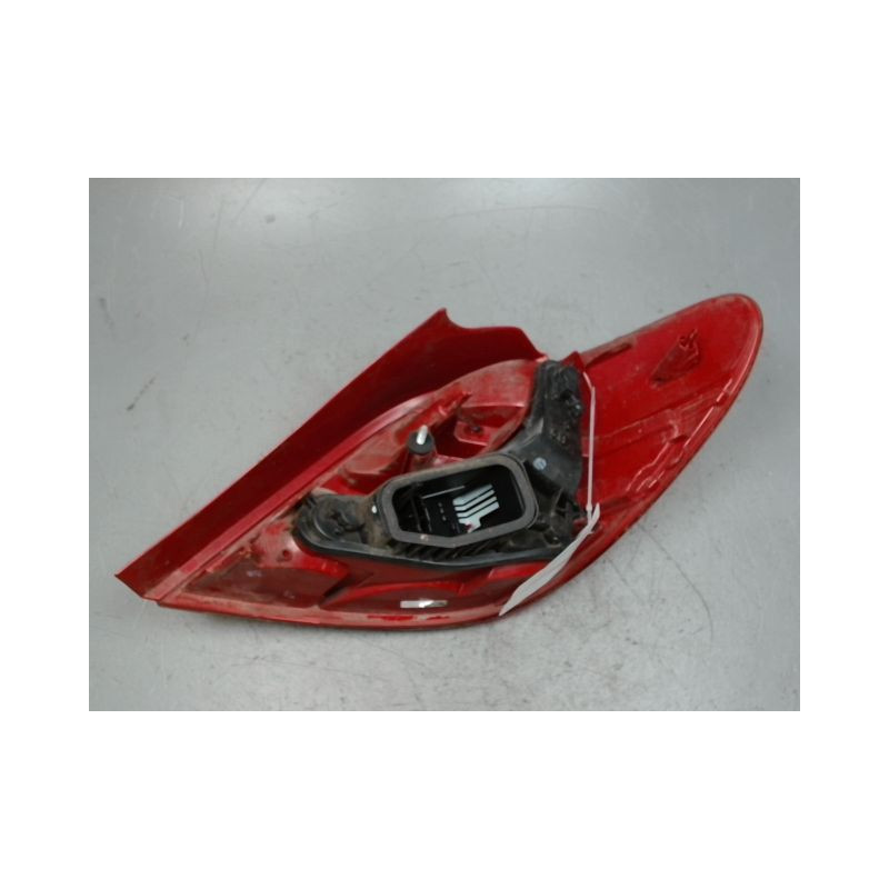 FEU ARRIERE GAUCHE  PEUGEOT 207 5P