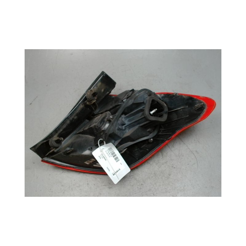 FEU ARRIERE GAUCHE  CITROEN C4 2010-