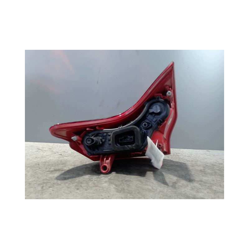 FEU ARRIERE GAUCHE  PEUGEOT 3008 2009-