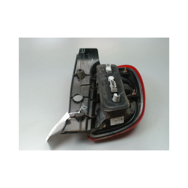 FEU ARRIERE GAUCHE  NISSAN MICRA 2009-