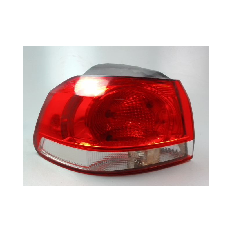 FEU ARRIERE GAUCHE  VOLKSWAGEN GOLF VI 2008-2013