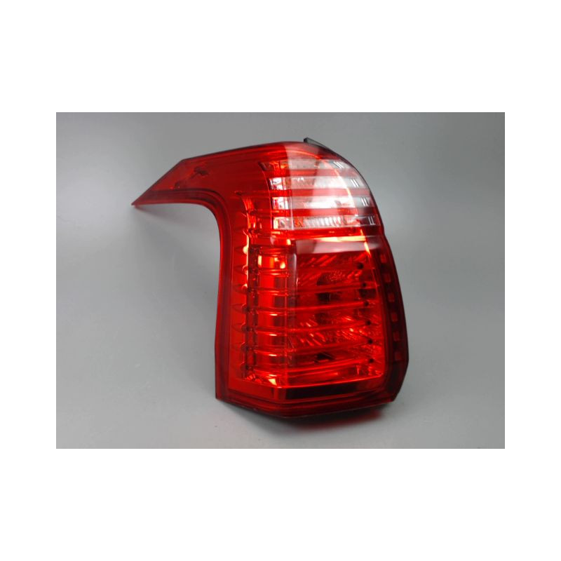 FEU ARRIERE GAUCHE  PEUGEOT 5008 MONOSP. I Phase 1 2009-2013