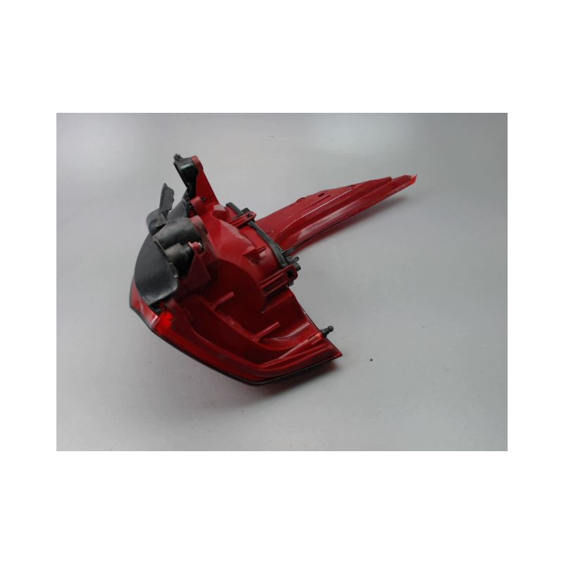 FEU ARRIERE GAUCHE  PEUGEOT 5008 MONOSP. I Phase 1 2009-2013
