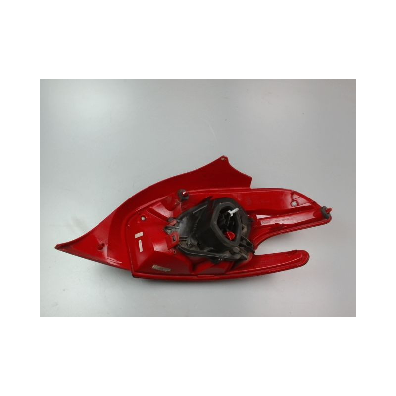 FEU ARRIERE GAUCHE  PEUGEOT 208 Phase 1 2012-...