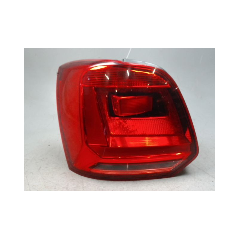 FEU ARRIERE GAUCHE  VOLKSWAGEN POLO